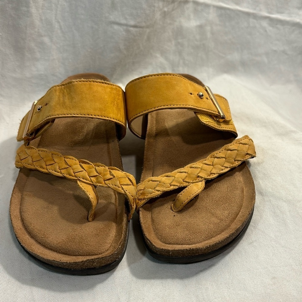 New! Earth Origins Orono Onida Braided Print Toe-Post Amber Yellow Sandals 8.5 - Picture 2 of 11